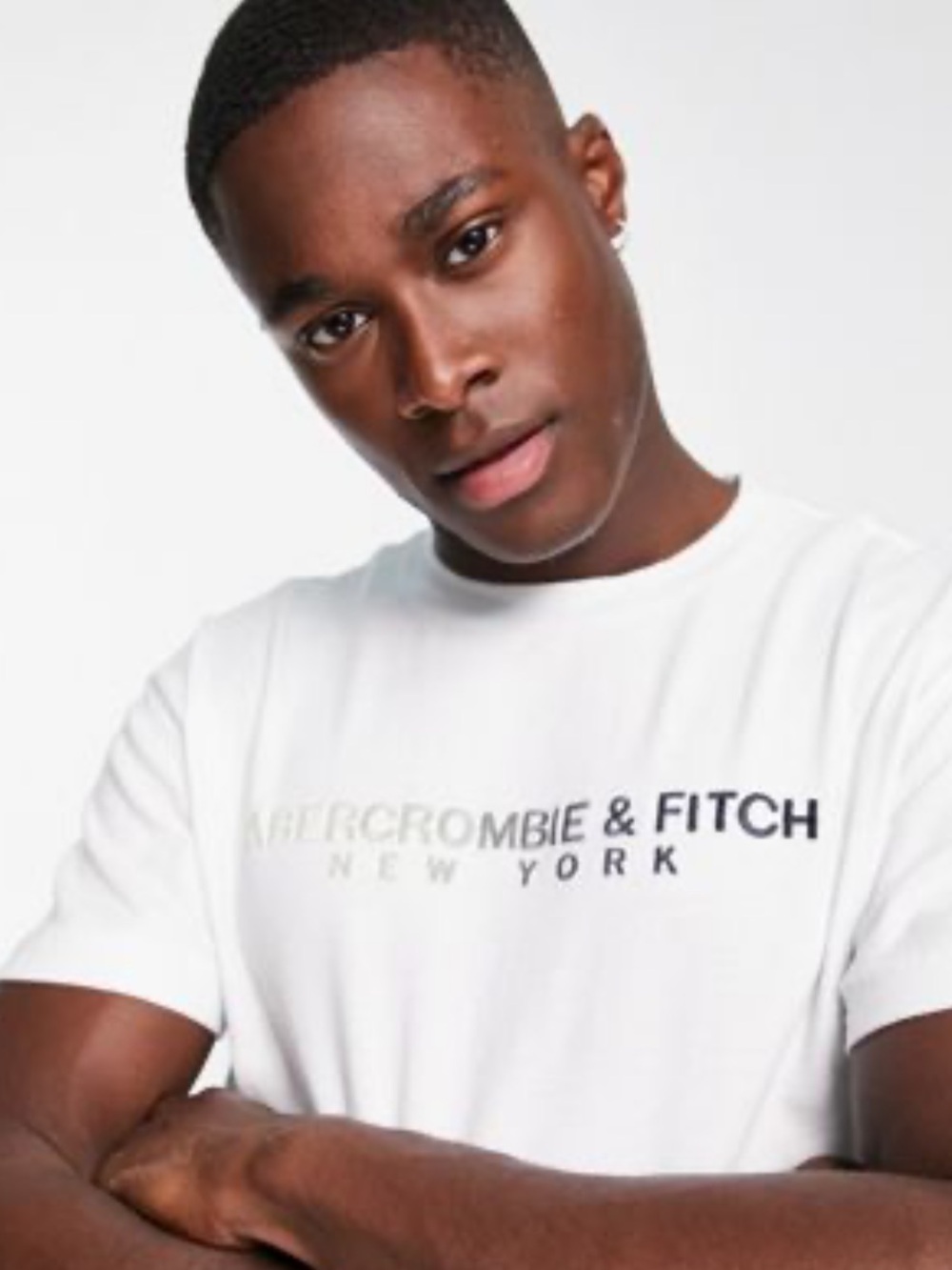 Abercrombie & Fitch Relaxed Fit Embroidered Men’s White Logo Crew Tee